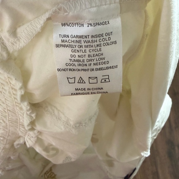 Deréon Cream Button-Down Top - Picture 6 of 6